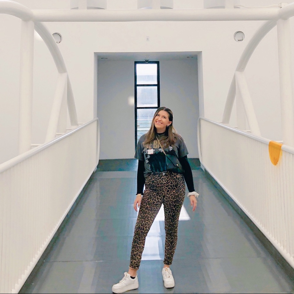 Meet your Posher, Nicole